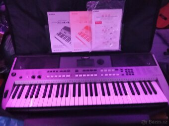 Yamaha PSR-e443 - 3