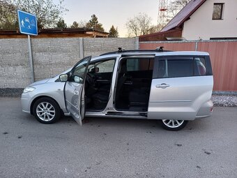 Naftová Mazda 5....7místné - 3