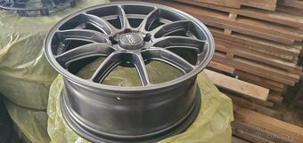 OZ racing hyper gt hlt 5x120 r19 - 3