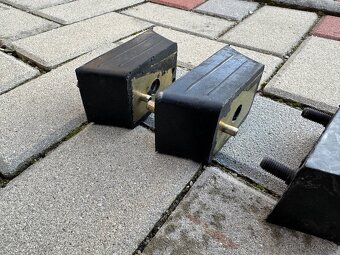 Volha Gaz 21,24, silentbloky motoru - 3