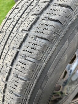 Hankook 215/70r16c - 3