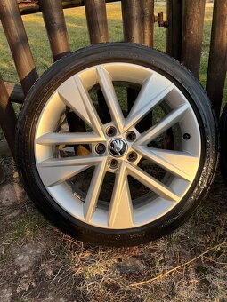 Škoda Fabia,Rapid orig letni sada Cluber 215/40-17 TOP - 3