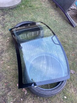 BMW E39 sedan zadní okno bez poškození. - 3