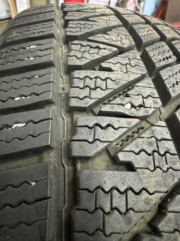 Zimní pneumatiky 235/60 r18 - 3