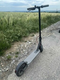 Xiaomi Mi Electric Scooter M365 - 3