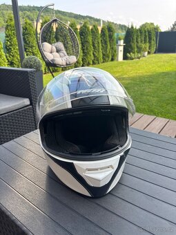 Helma na motorku NOX, vel. M - 3