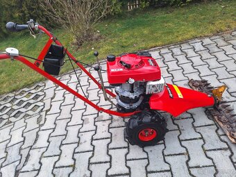 Lištová sekačka Honda - 3