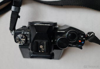 Olympus OM-D E-M10 -černý - 3