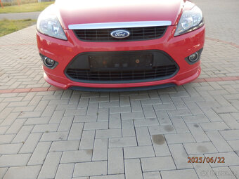 Ford Focus 1.6i - 74kw úprava sport, bez koroze 180000km - 3