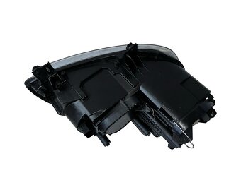 Levý halogen světlomet 2K0941005B VW Caddy 2k r.v. 2008 - 3