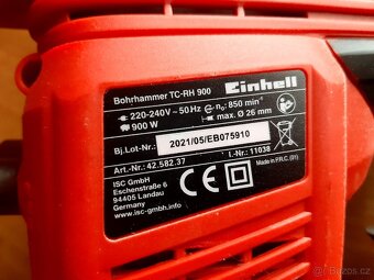 Vrtací kladivo Einhell TC-RH 900 - 3