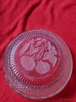 Sklena retro misa - 3