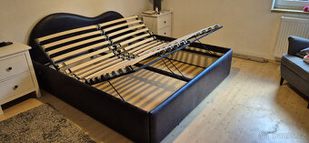 Manželská postel - 3