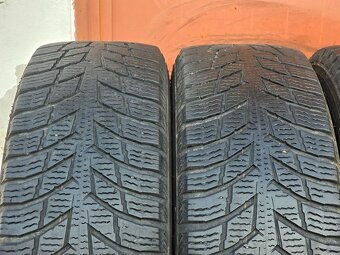 Zimní Nokian 215/65/16C - 3