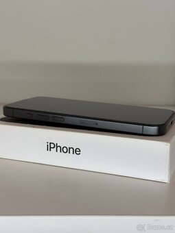 iPhone 15 Pro 128GB - černý titan - 3