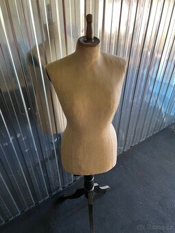 🧵 Stará krejčovská panna – TOP stav - 3