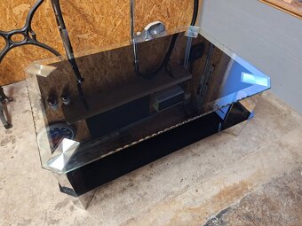 Konferenční stolek - 3