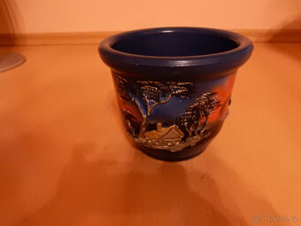 Prodám keramický květináč s 3D motivem - 3