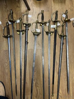 Historické šavle a kordy - 3