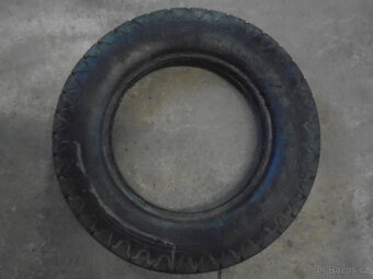 Praga, Škoda - 2 historické pneu 6-18 - 3