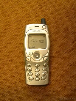 Kryt Alcatel OT500 nový originál poslední 2 kusy - 3