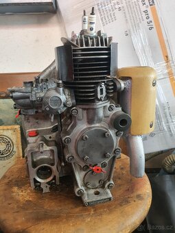 Historický motor - 3