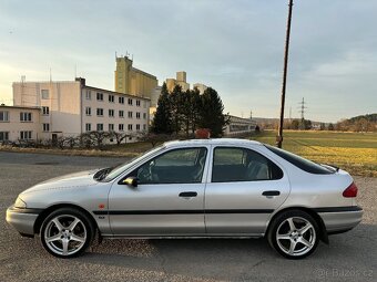 Ford Mondeo 1.8i automat - 3