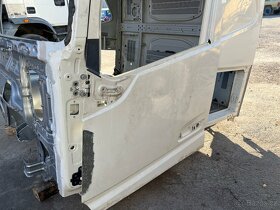 Prodám kabinu Volvo FH4 - 3