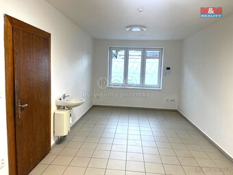 Pronájem obchod a služby, 44m², Bechyně, ul. Libušina - 3