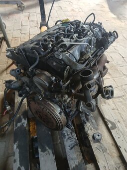 Motor 2.2 dci g9t renault - 3