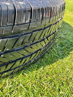 Pneu 255/70 R18 - 3