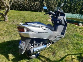 Suzuki Burgman 150 - 3