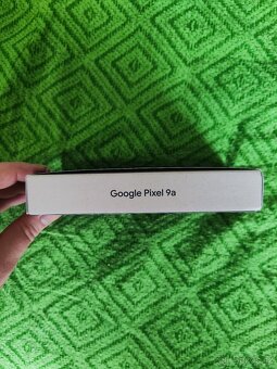 Google Pixel 9a 128 GB - 3