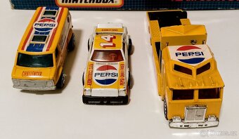 Matchbox Pepsi team - 3