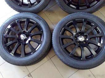alu kola 5x112 r17 original škoda 215/55/17 - 3