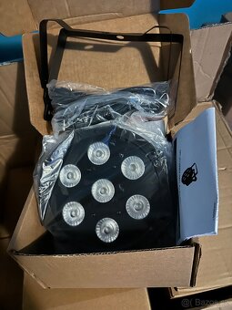 12kusů SHEHDS Par světlo LED 7x18W RGBWA - 3