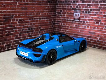 1:18 Porsche 918 Spyder - 3