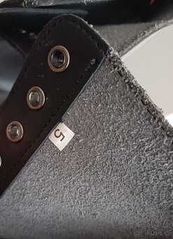 Černé kožené boty vel. 39 - 3