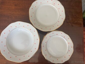 Sada talířů - 3