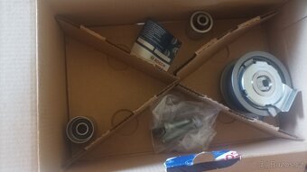 Nová rozvodová sada, řemen + vodní pumpa BOSCH + řetěz - 3