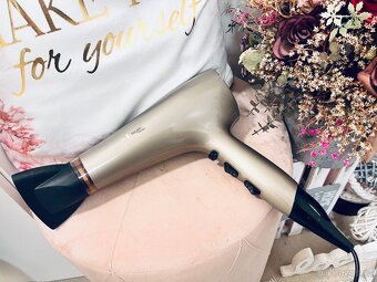 Remington fen na vlasy Keratin Therapy - 3