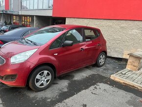 Kia Venga 1.4i - 3