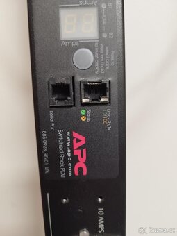 Stojanová PDU, spínaná, nula U, 32A, 230V, AP 7953 - 3