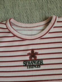Dívčí tričko Stranger Things zn. H&M, vel. 146-152 - 3
