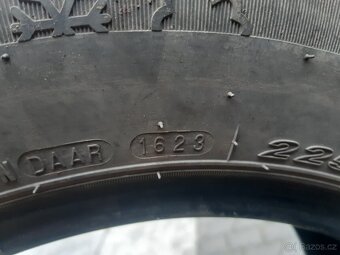 225/70 R15C celoroční dodávkové pneumatiky NEXEN - 3