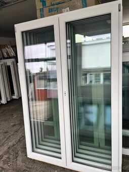 PLASTOVÉ DVOUKŘÍDLÉ DVEŘE TERASOVÉ 147x212-JEN 7990,- - 3