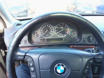 BMW E39 520i 125kw - 3