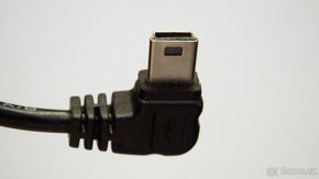 Napájecí adapter pro autokameru DVR. - 3