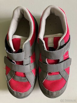Sportovní boty/tenisky zn. Decathlon vel. 33 - 3