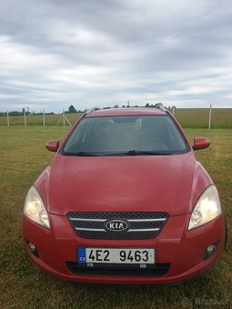 Kia ceed 1.6 benzín 91kw 2011 - 3